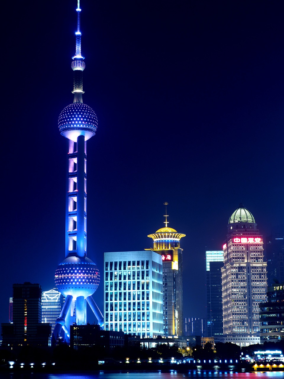 shanghai oriental pearl tv tower night view free photo