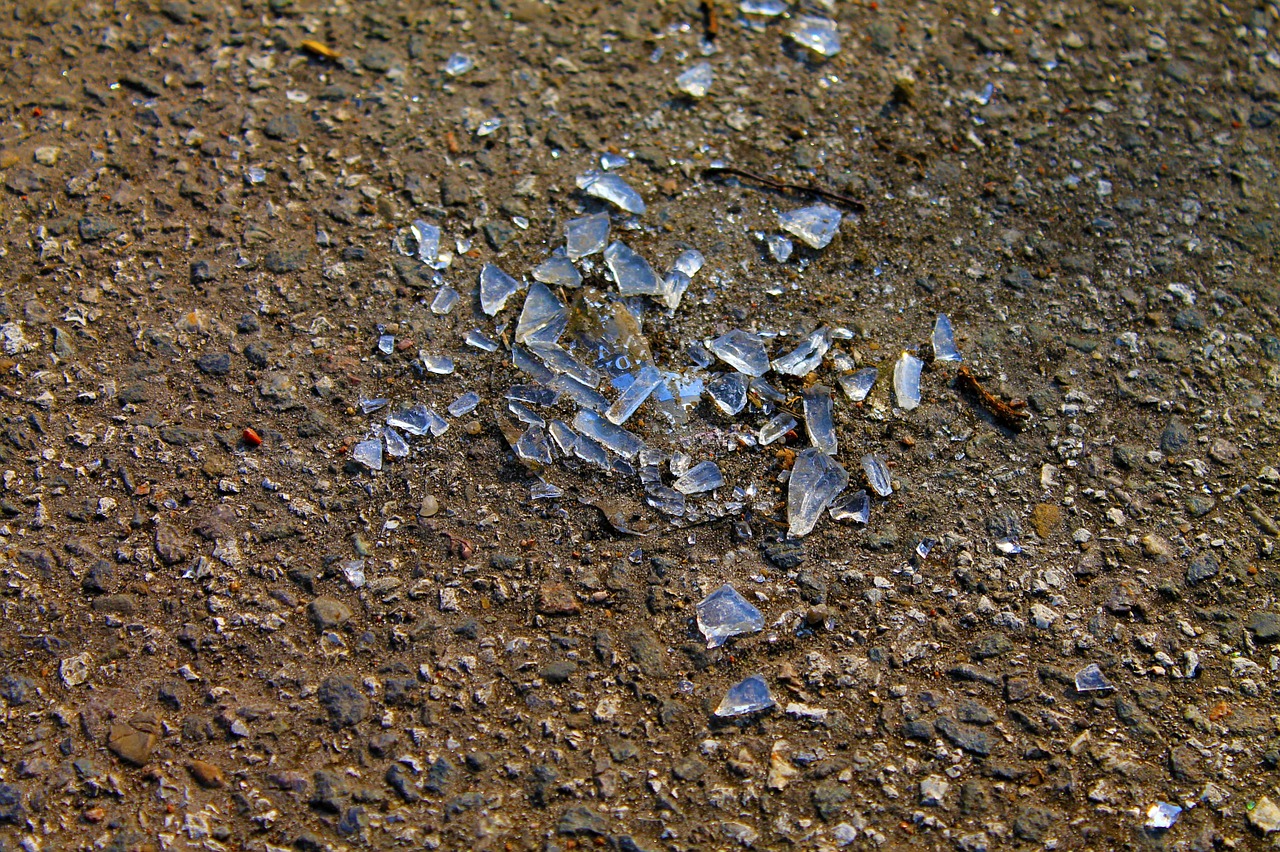 shard glass broken free photo