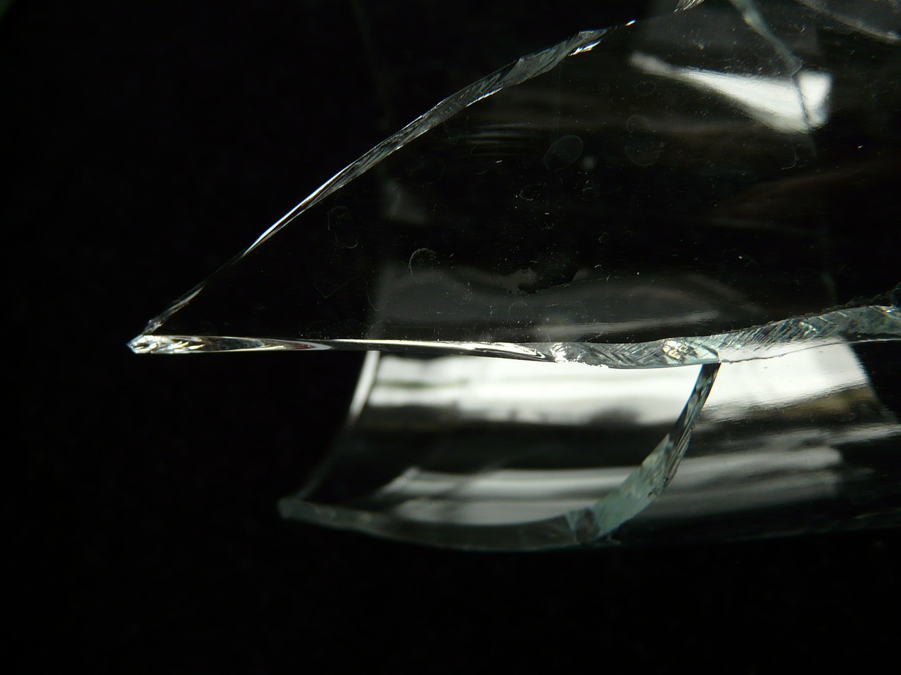 shard broken glass glass free photo