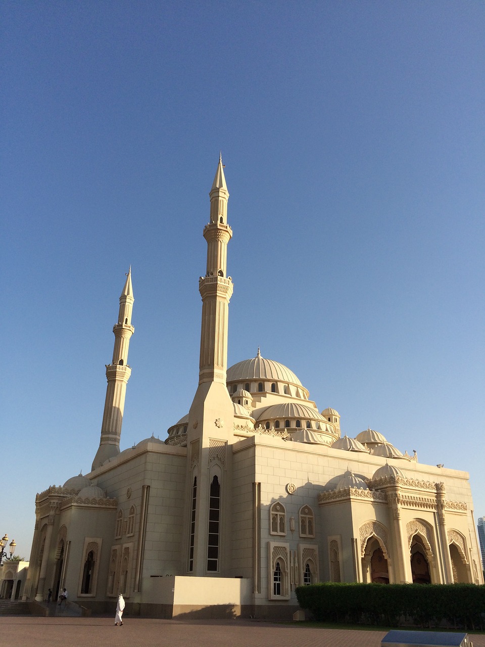 sharjah nour mosque free photo