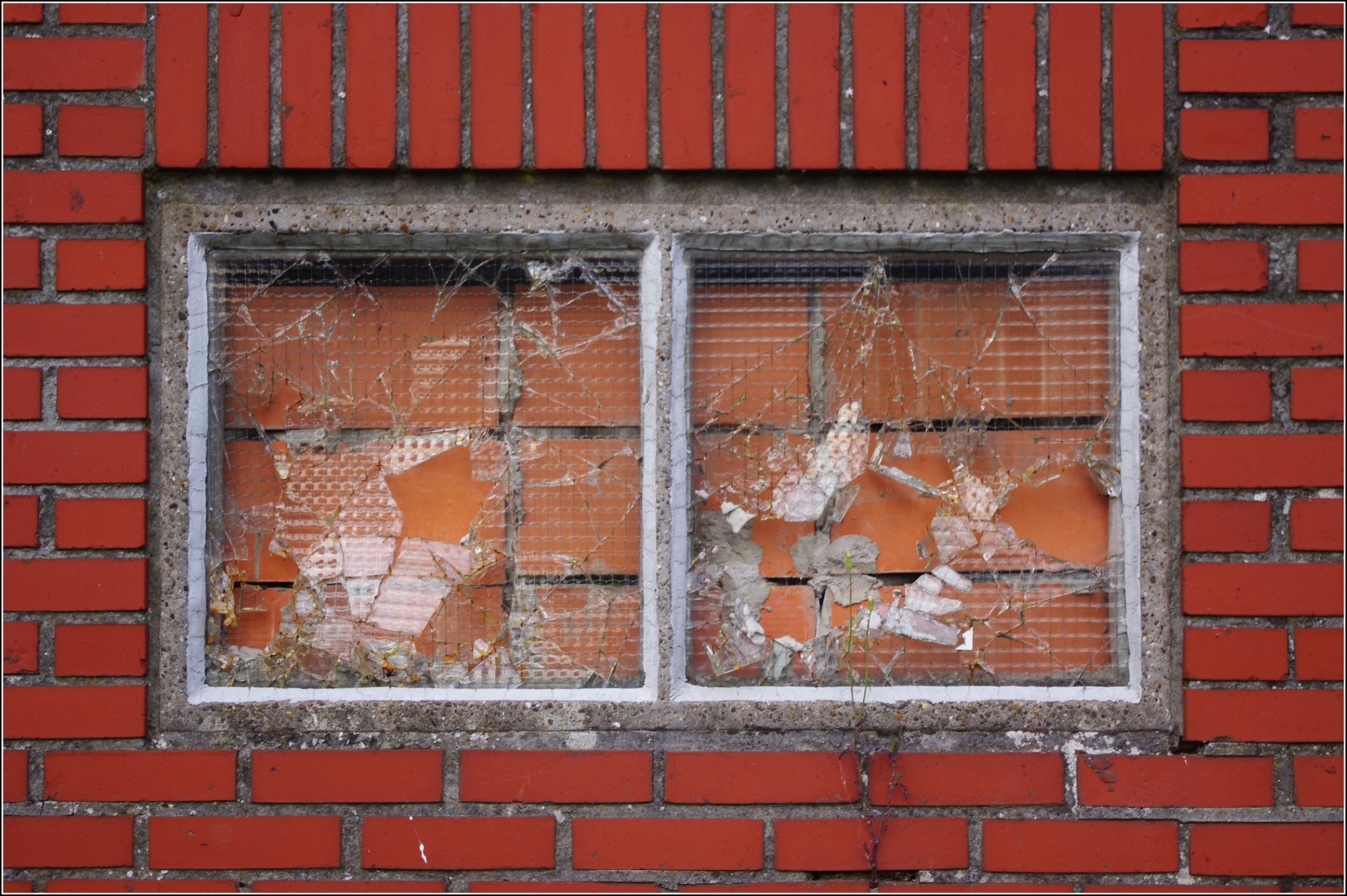 shattered window glass free photo
