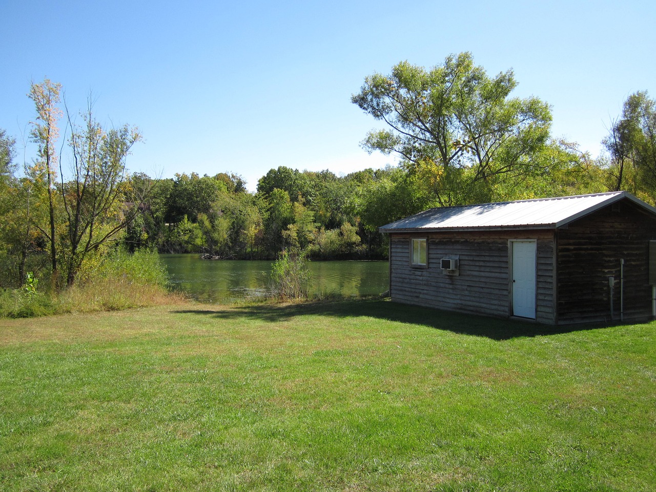 shed lake rural free photo