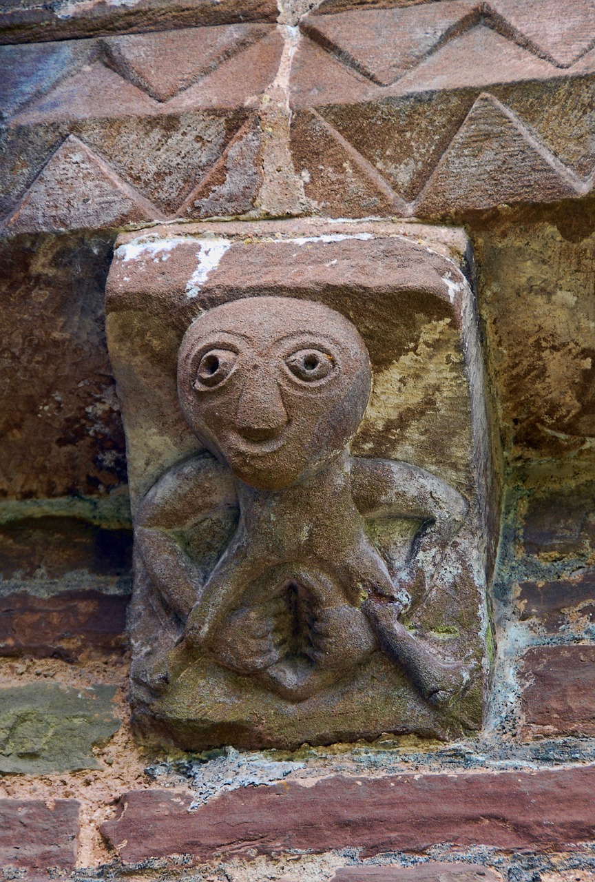 sheela na gig carving grotesque free photo