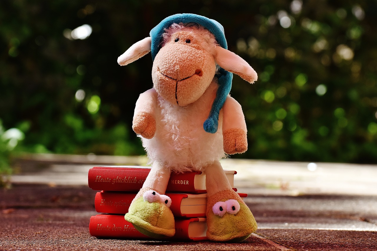 sheep sleepyhead plush free photo