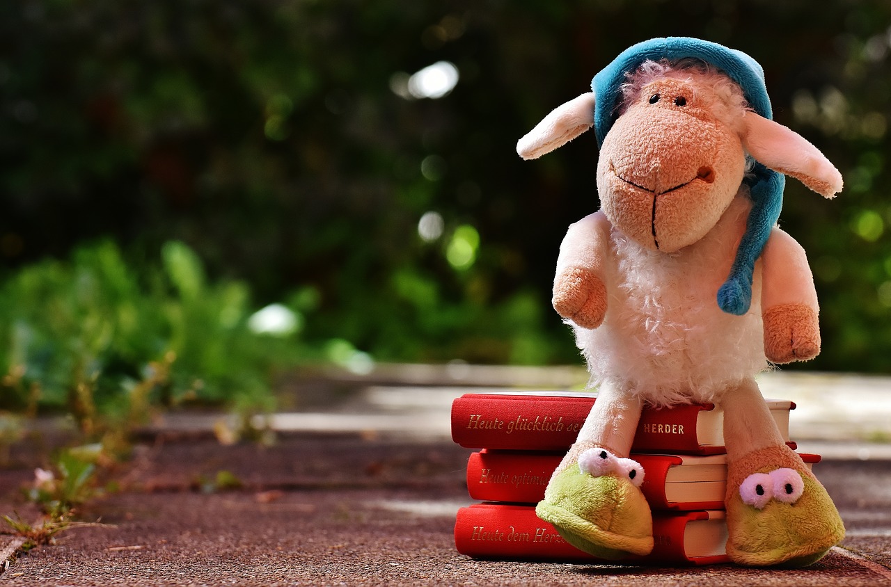 sheep sleepyhead plush free photo