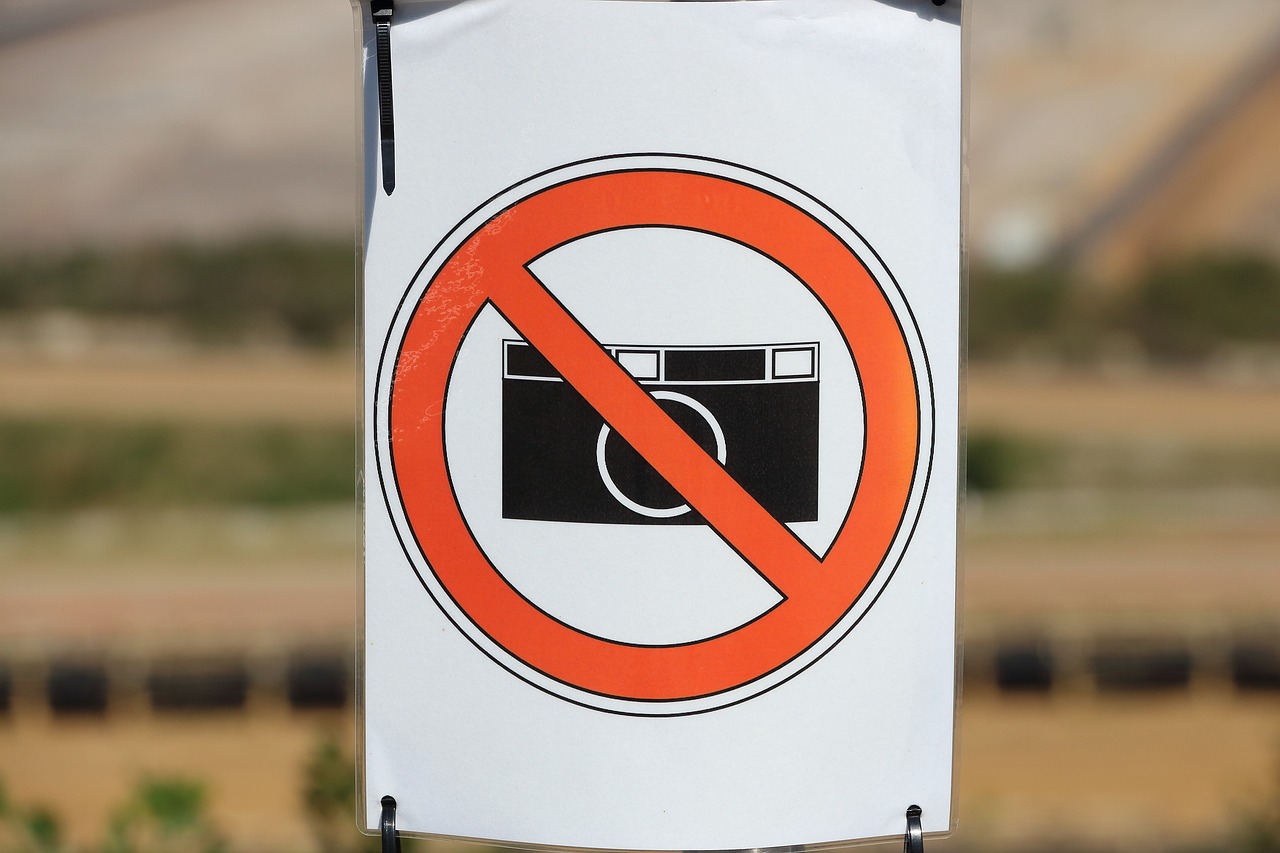 shield prohibitory prohibited free photo