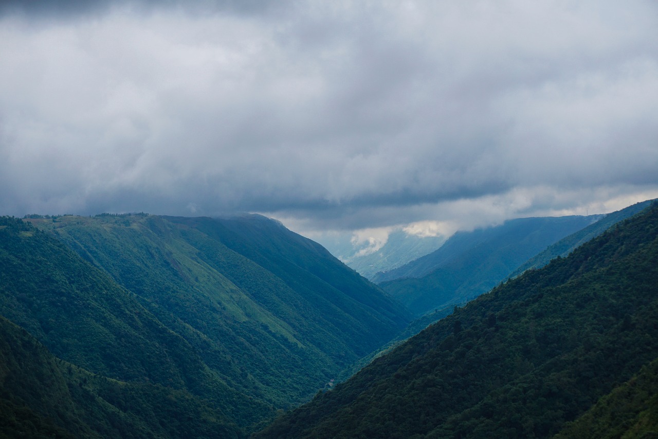 shillong cloud hills free photo