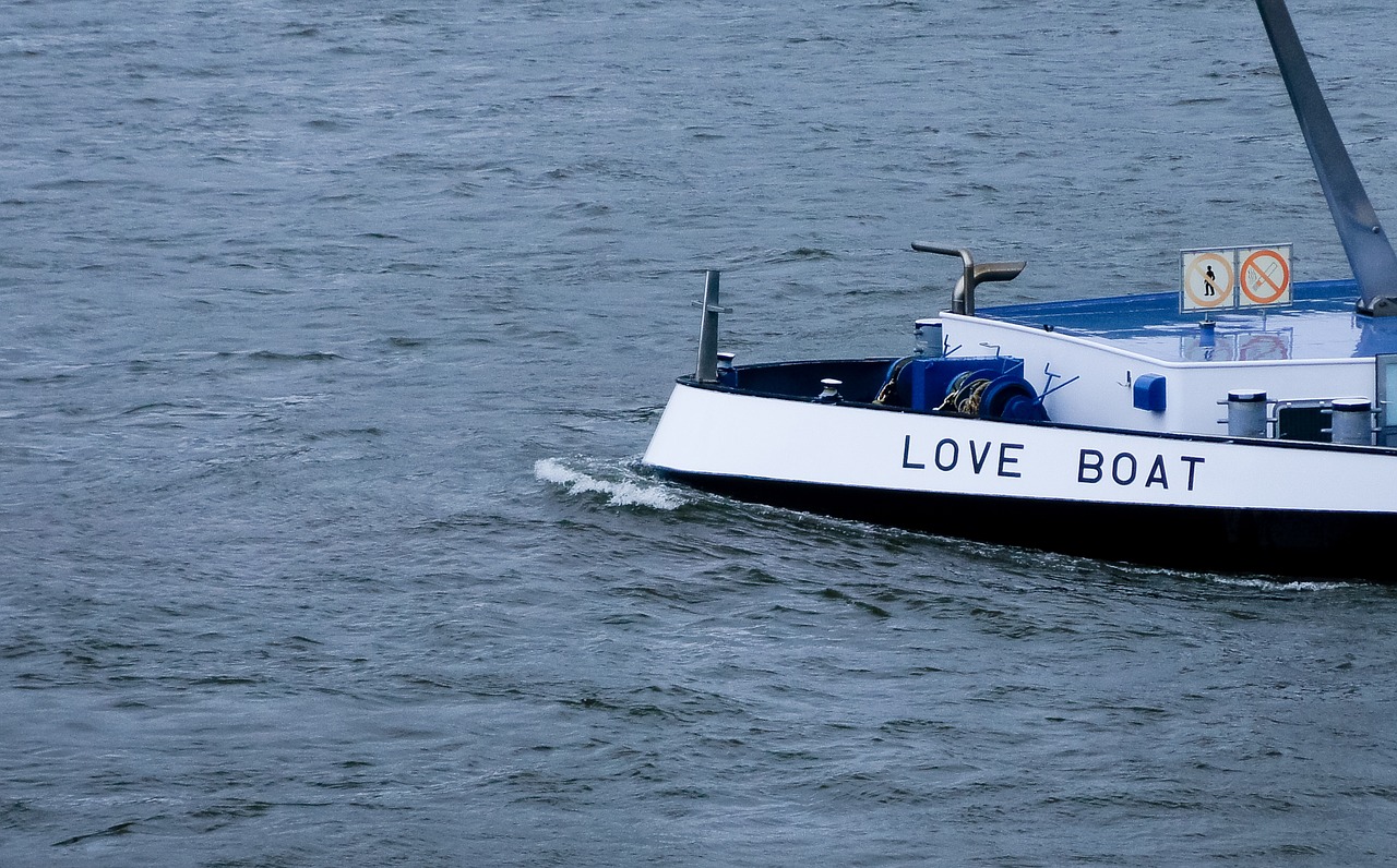 ship love boat background image free photo