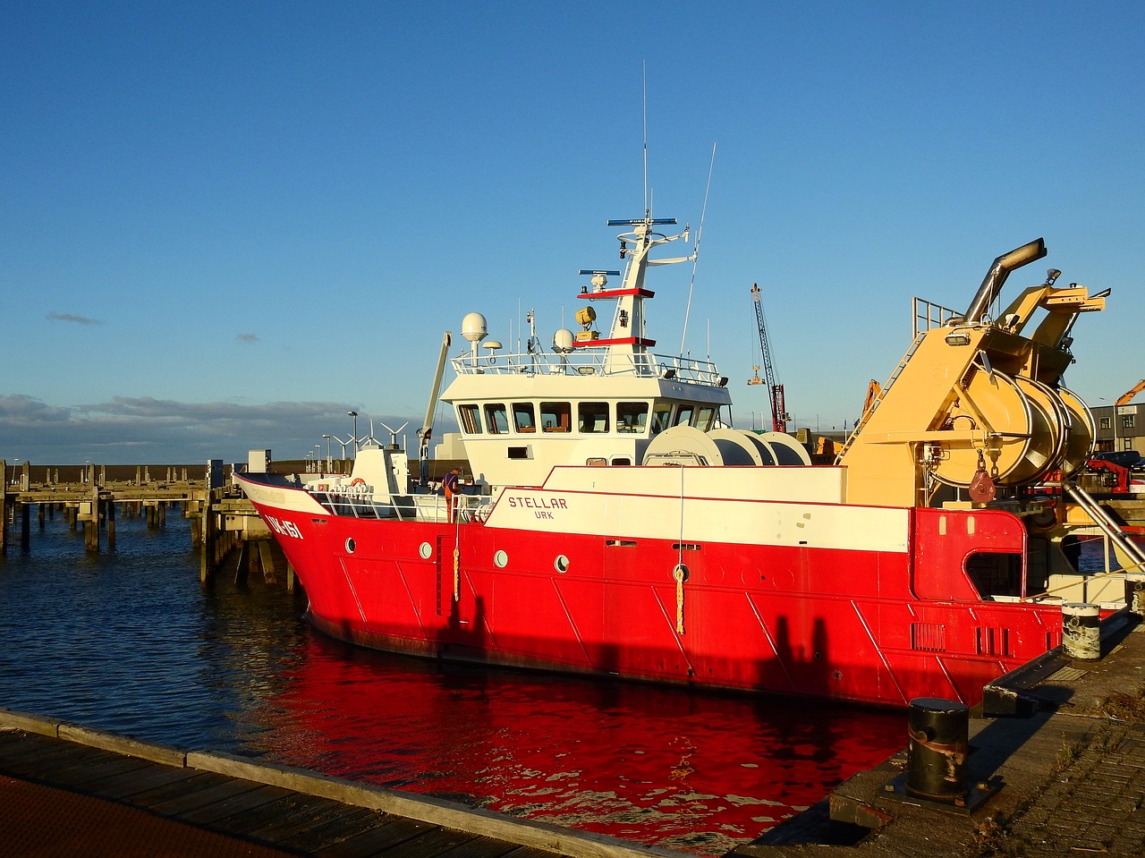 ship boot sea free photo