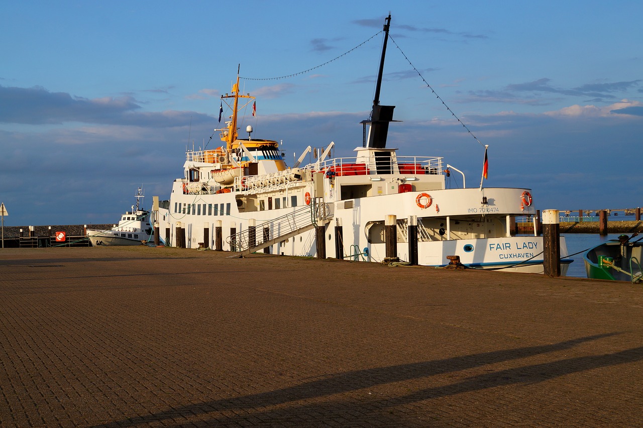 ship cuxhafen port free photo
