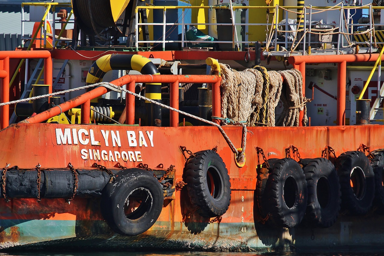 ship industry dock free photo