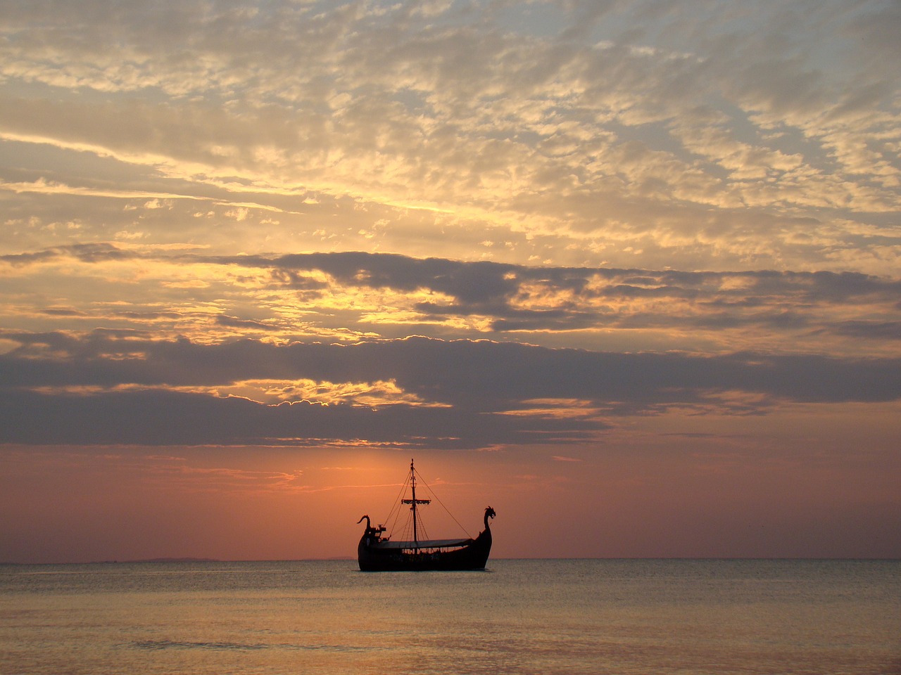 ship sunset sea free photo