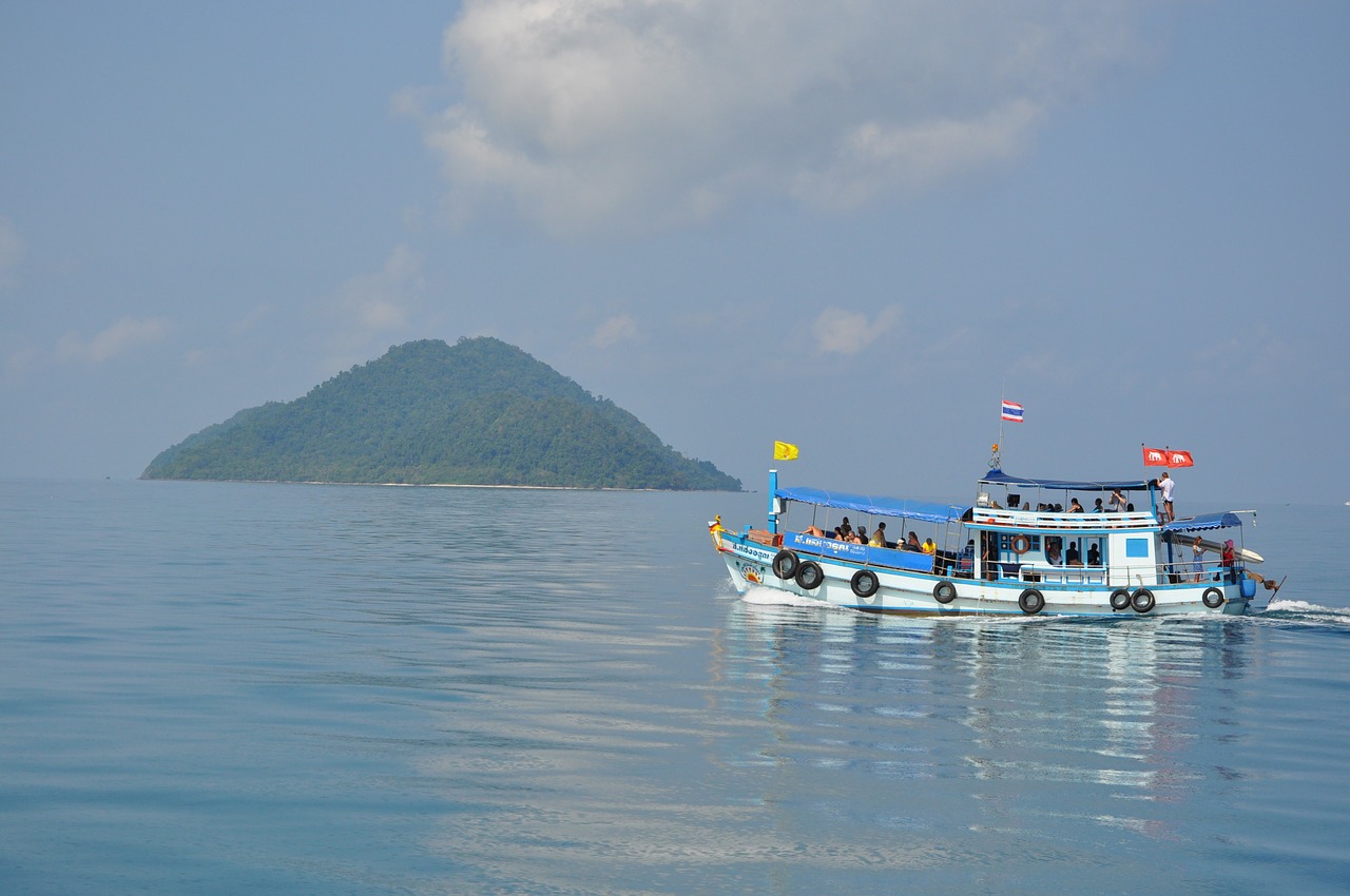 ship thailand coast free photo