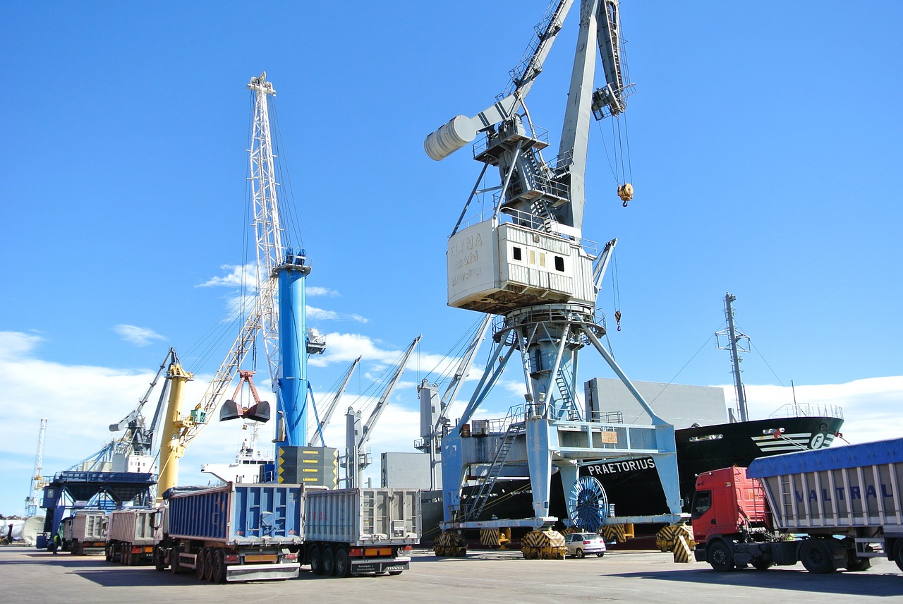 ship load stowage free photo