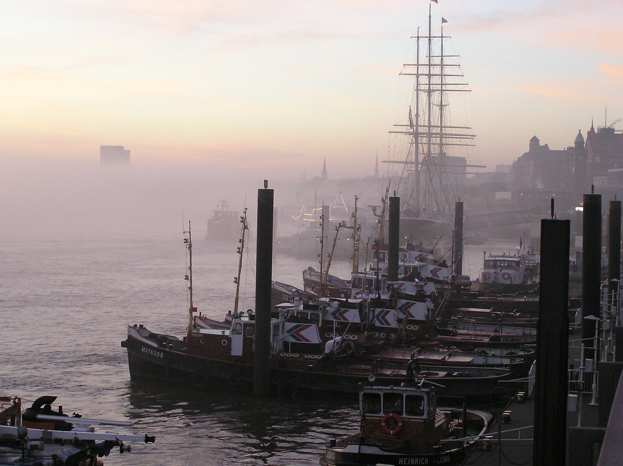 ship  port  waters free photo