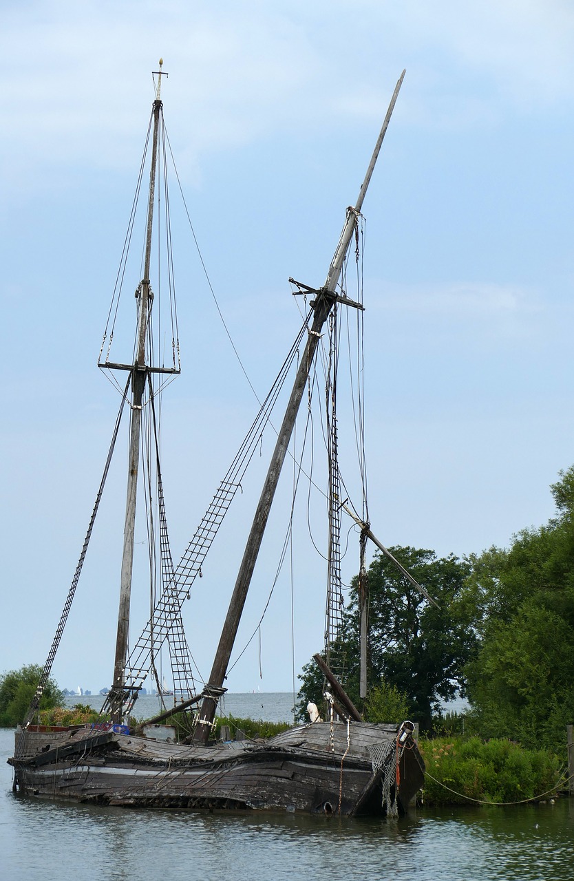 ship  boat  sailing ship free photo