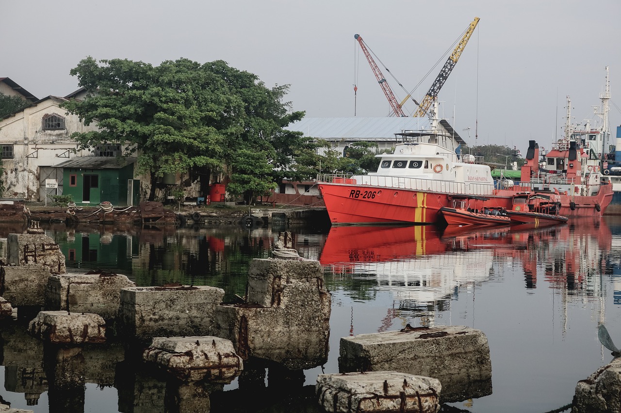 ship  port  sea free photo