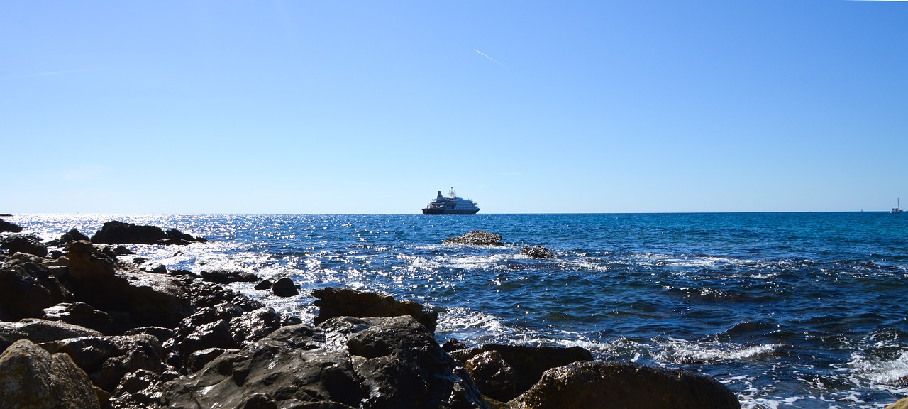 ship  horizon  coast free photo