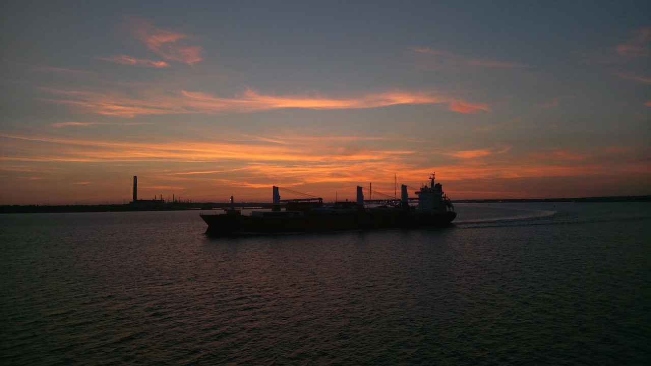 ship  sunset  fawley free photo