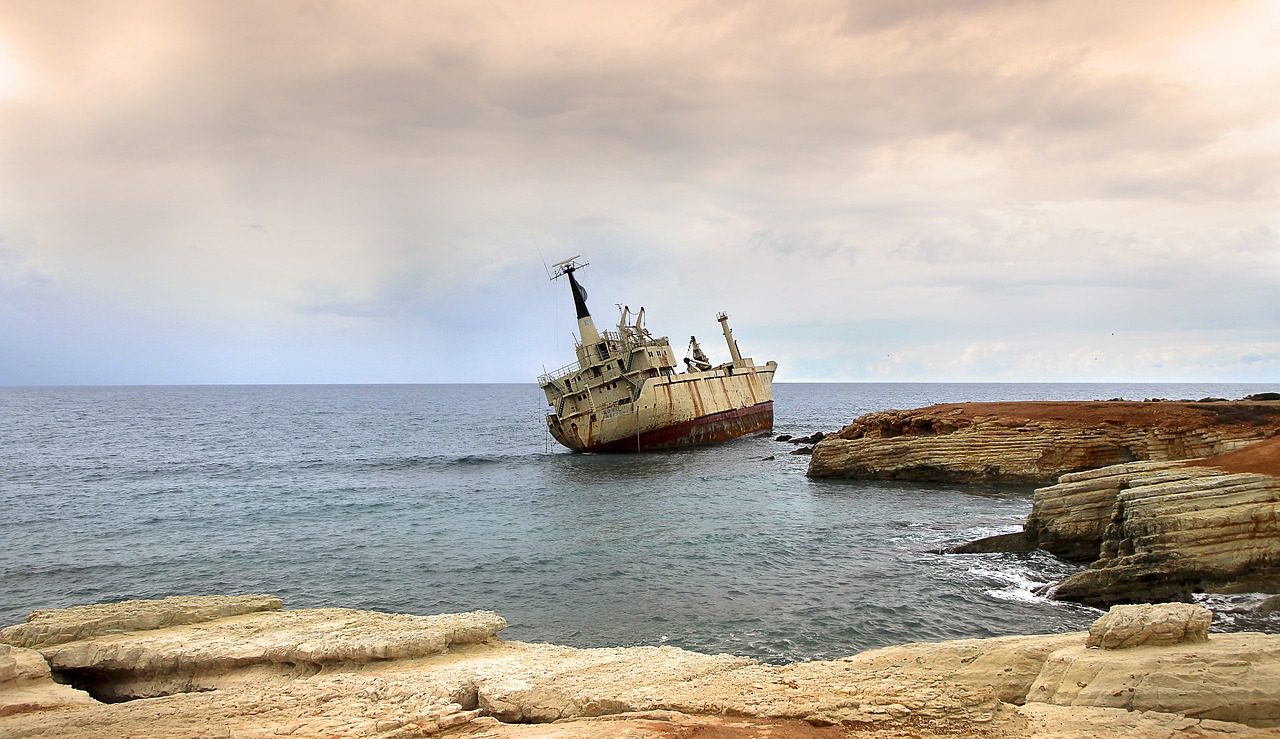 ship  wreck  coast free photo