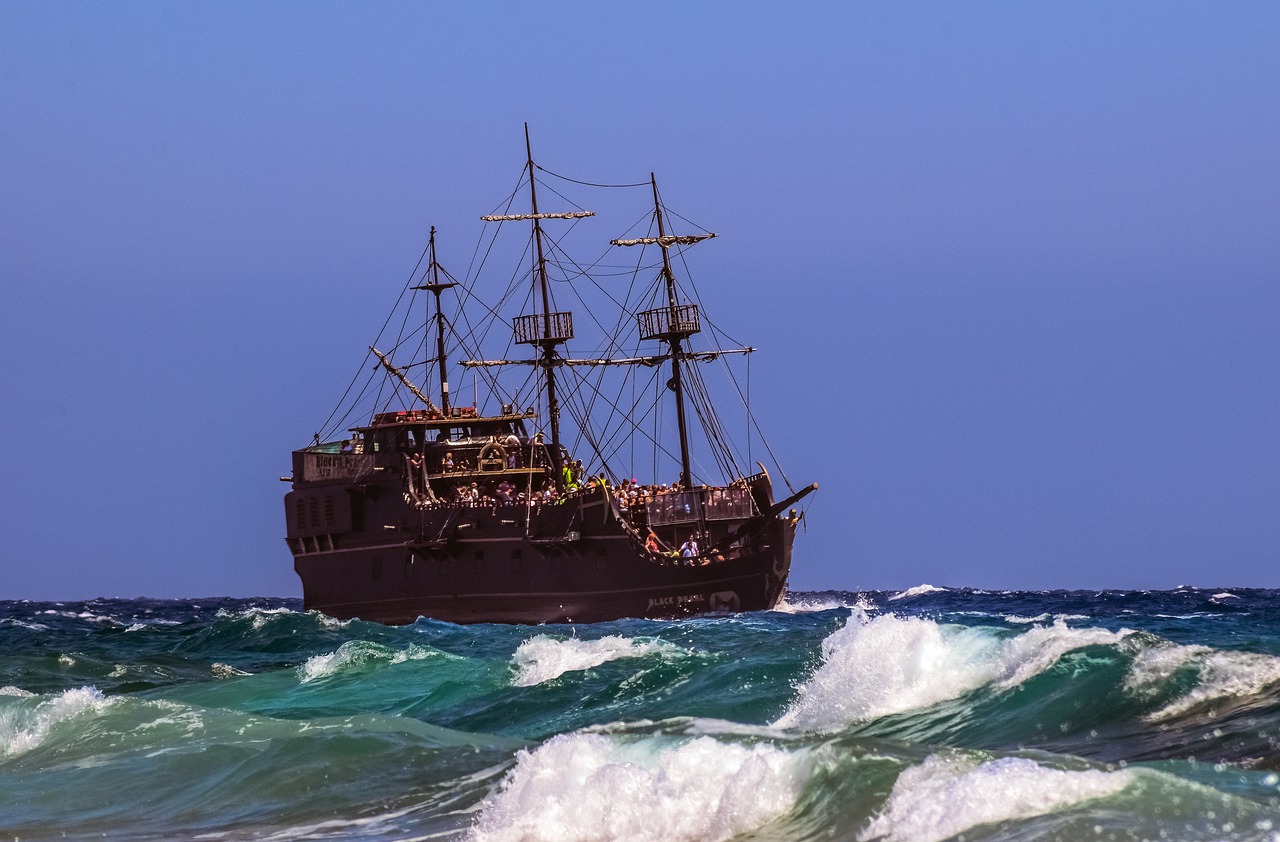 ship  boat  pirate ship free photo