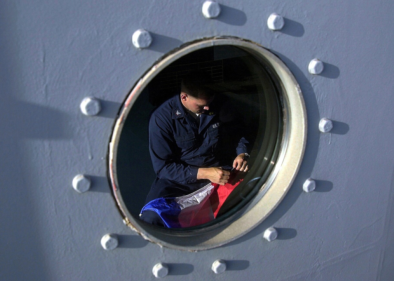 ship porthole man free photo