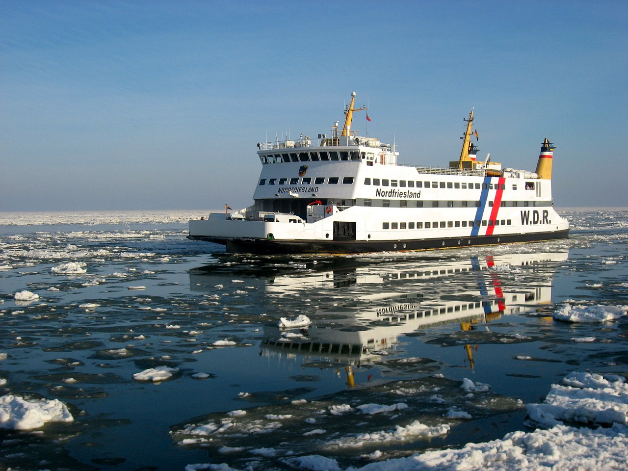 ship transport ships free photo