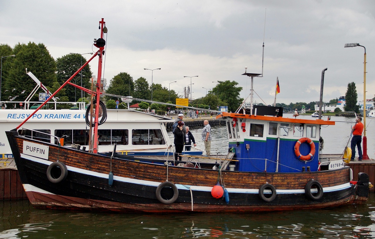 ship fishing boat sea free photo