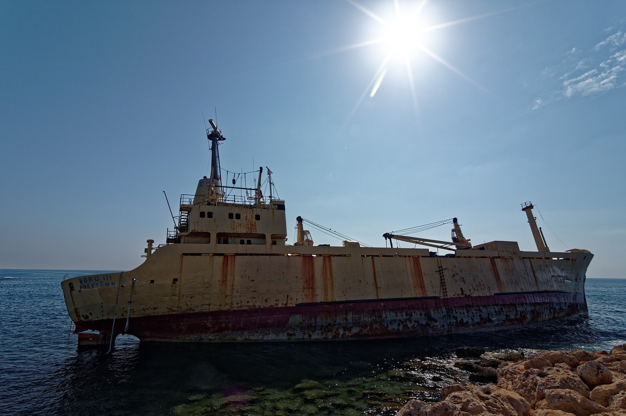 ship wreck ship old free photo