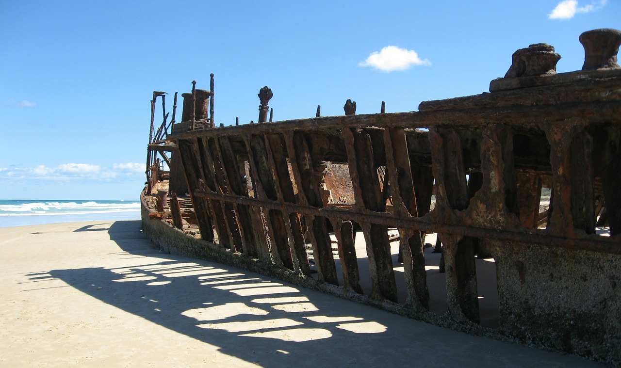 ship wreck fraser island australia free photo