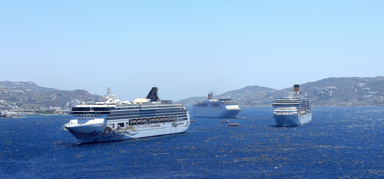 ships cruise ships cruise free photo