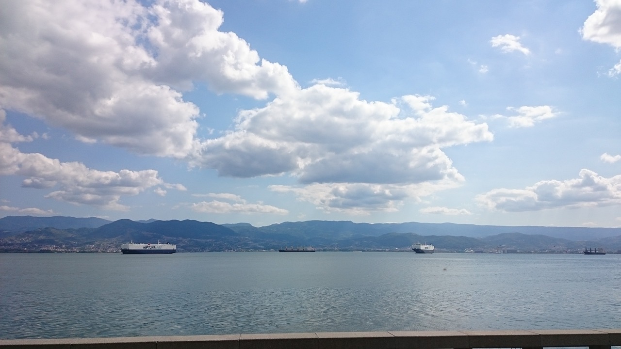 ships sea clouds free photo