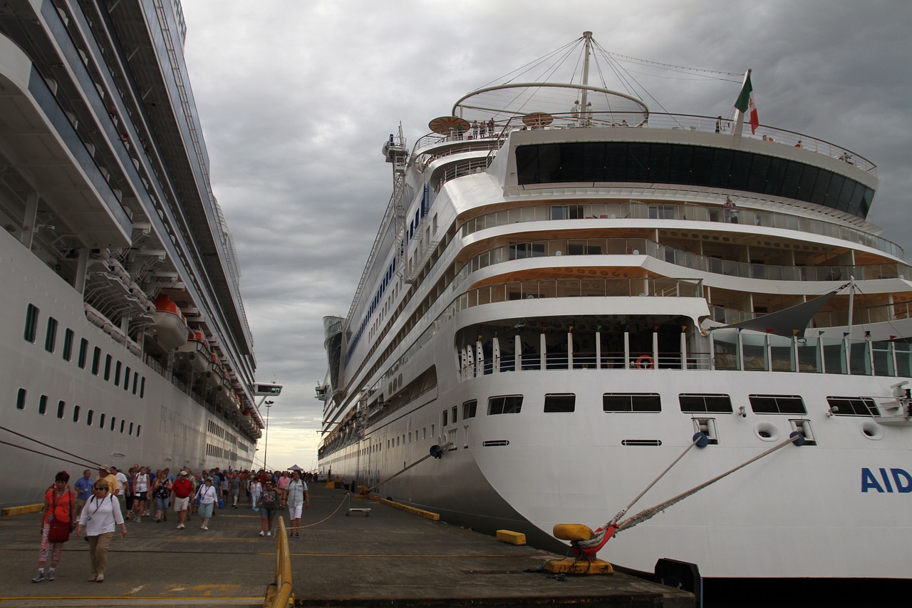 ships  port  cruises free photo
