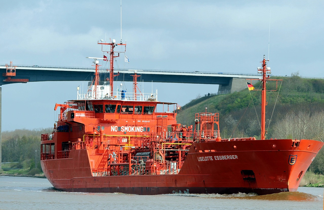 ships shipping tanker free photo