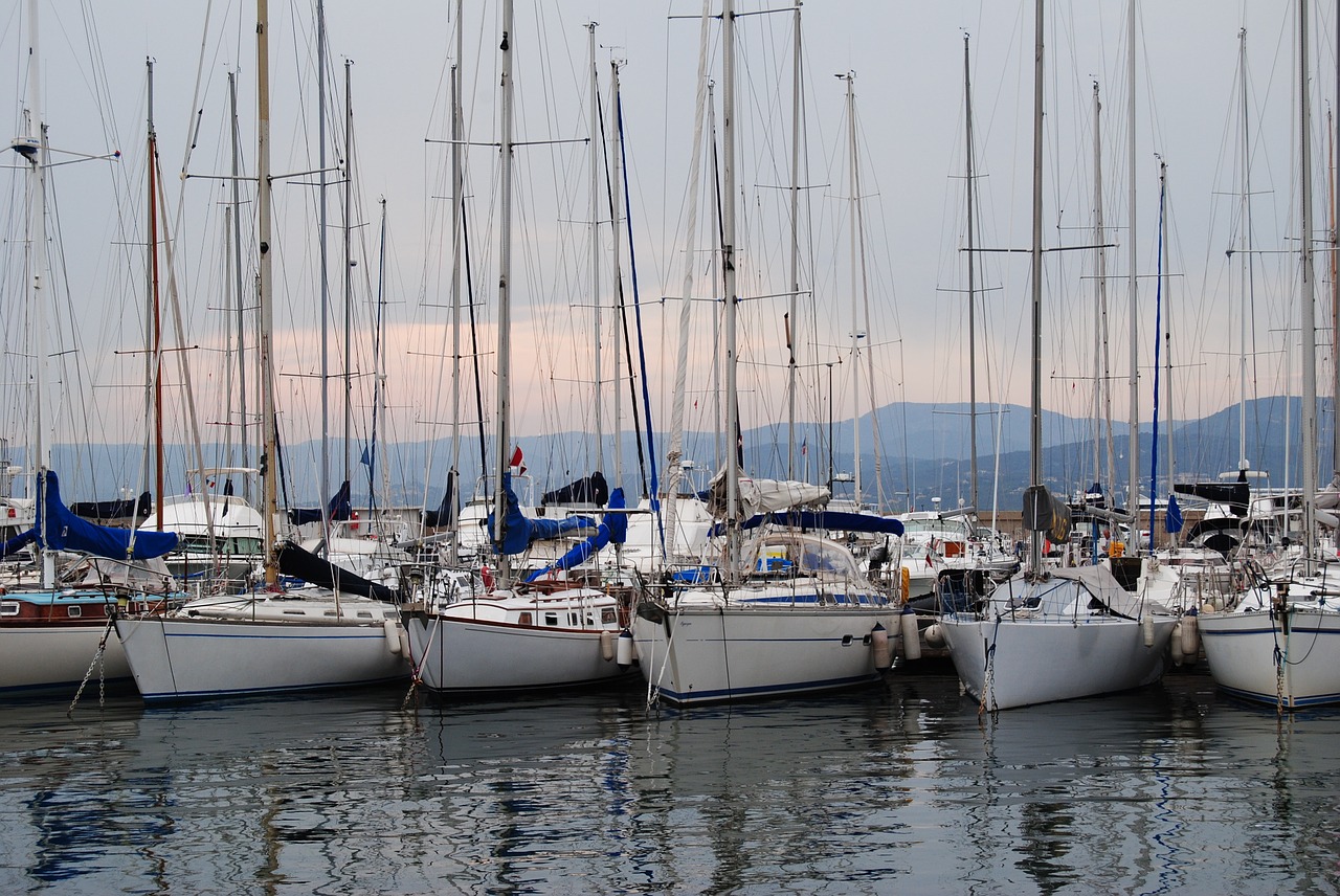 ships boats harbour free photo