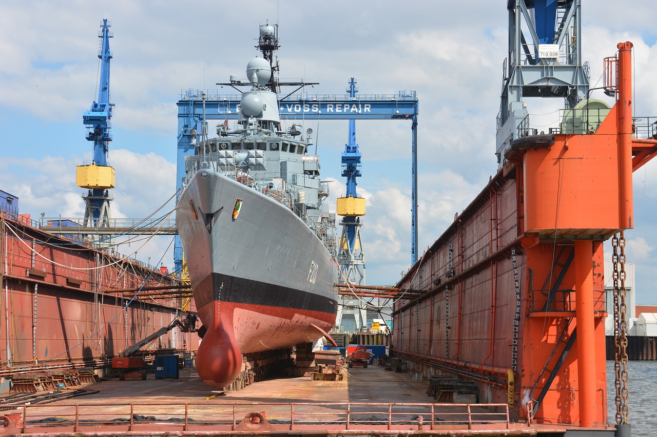 shipyard shipbuilding repair free photo