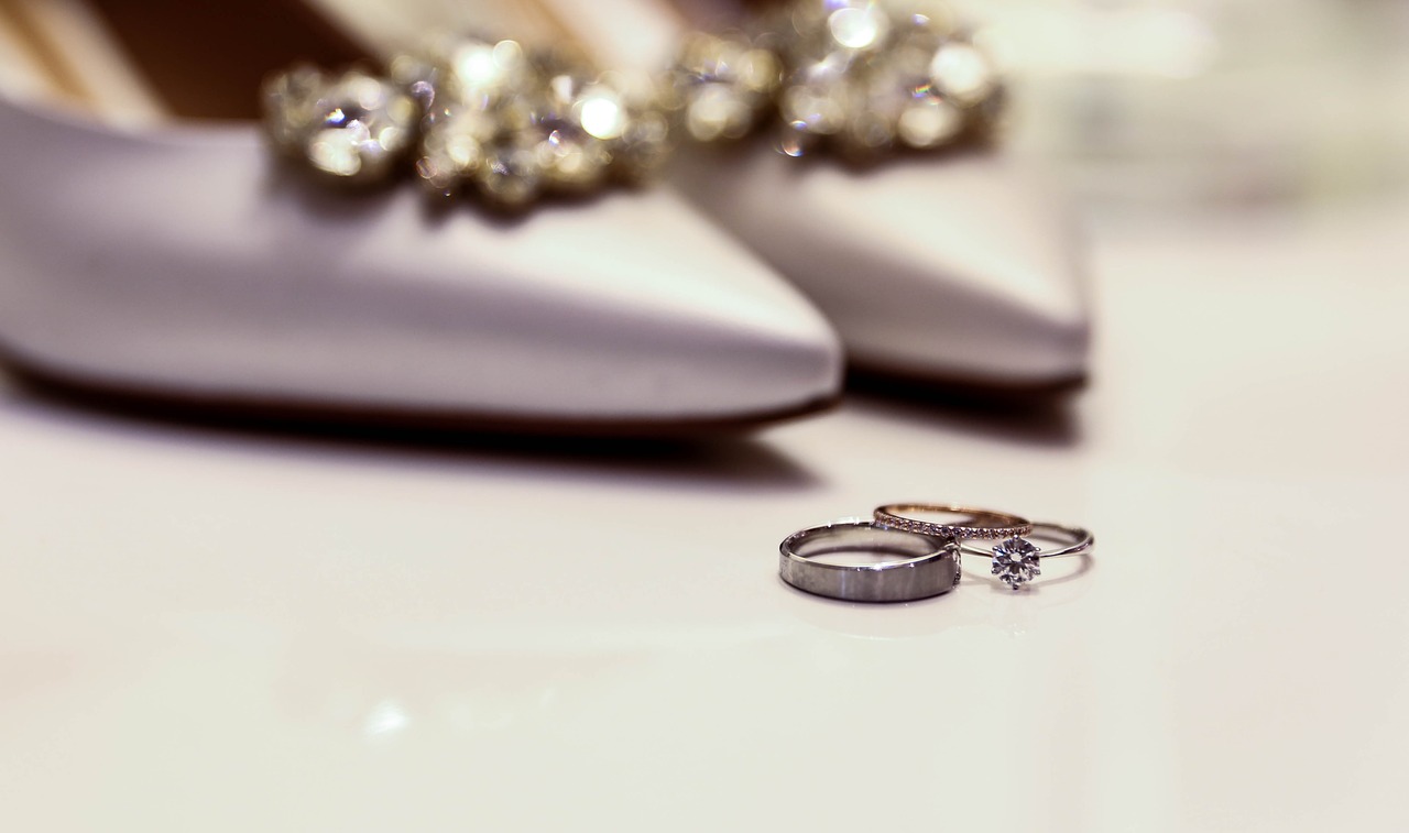 shoe ring diamond free photo