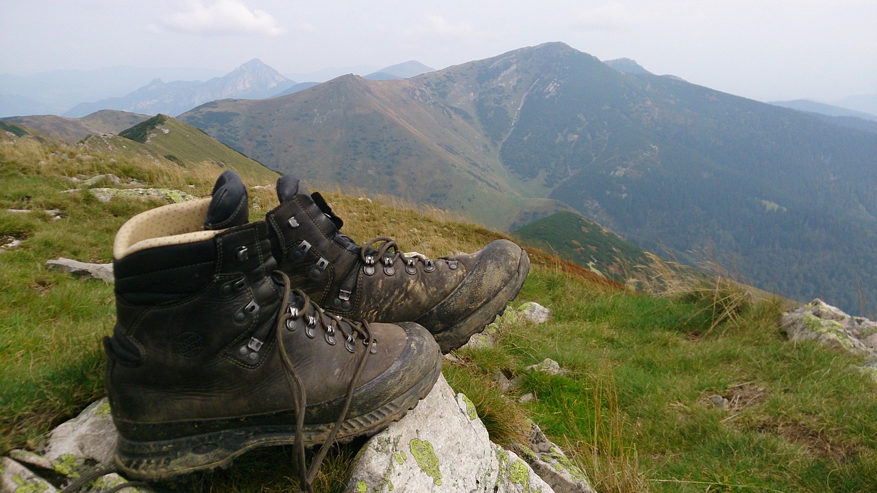 shoes mountains tourism free photo