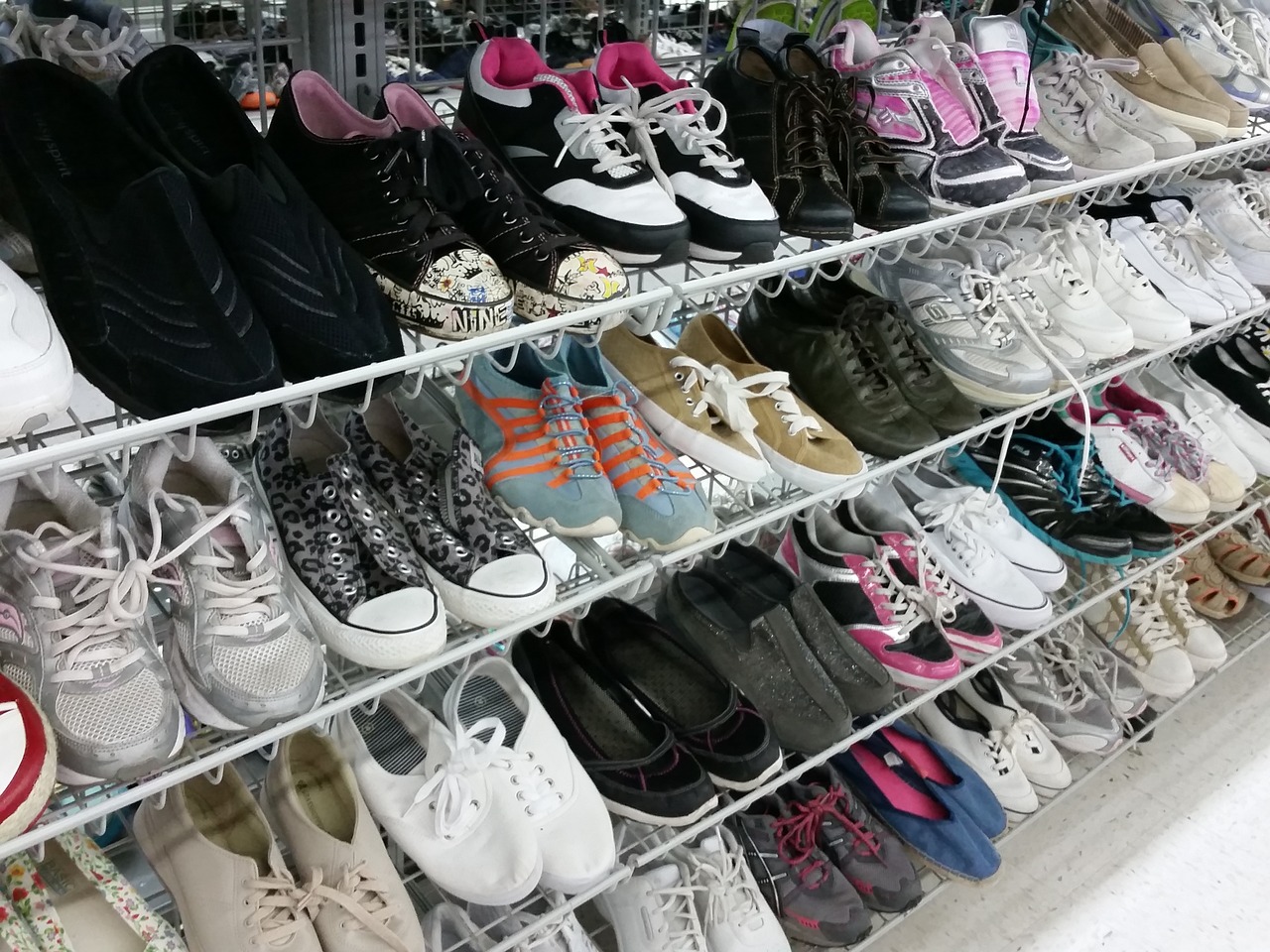 shoes shop store free photo
