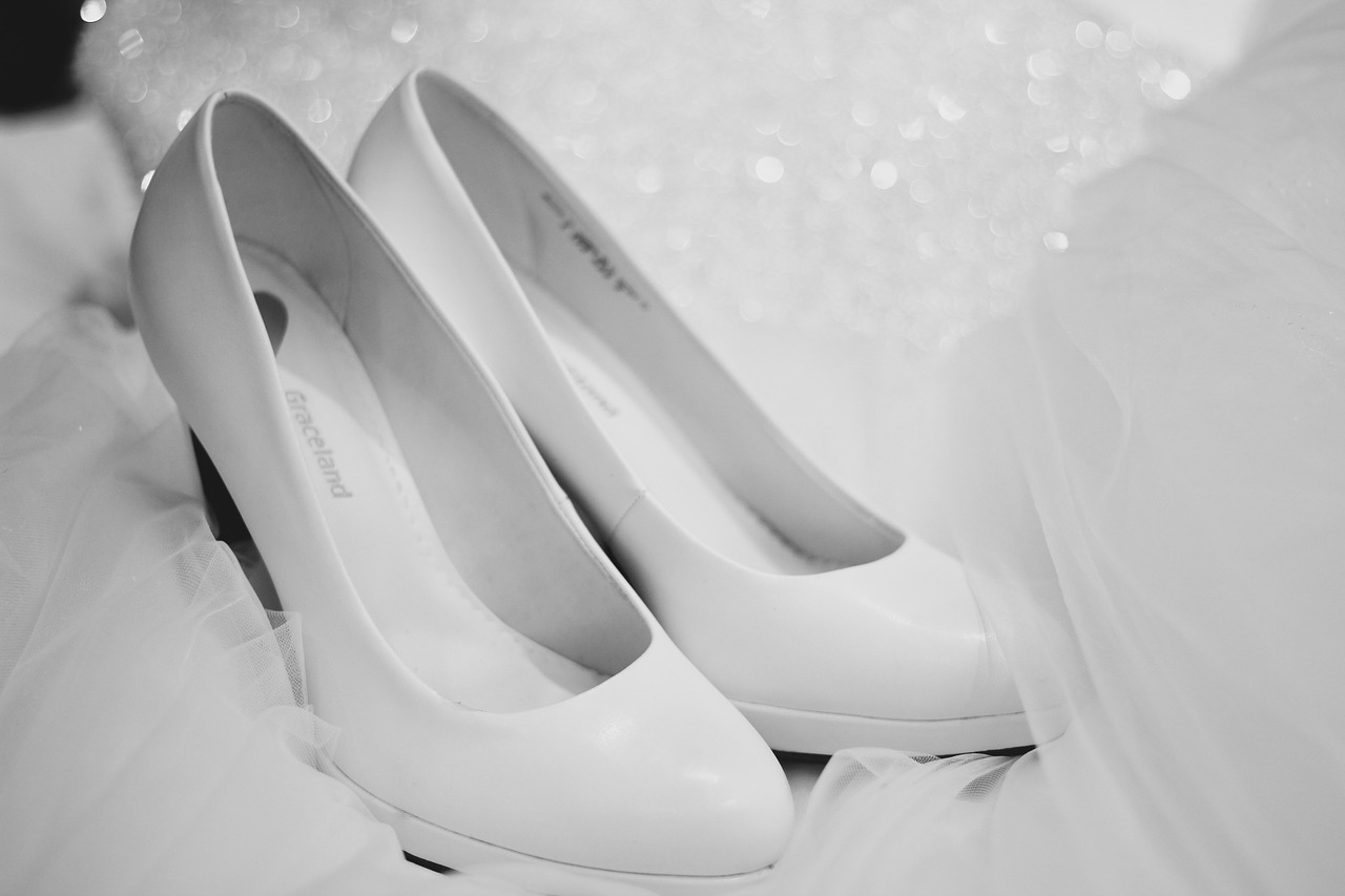 shoes bride women's shoes free photo
