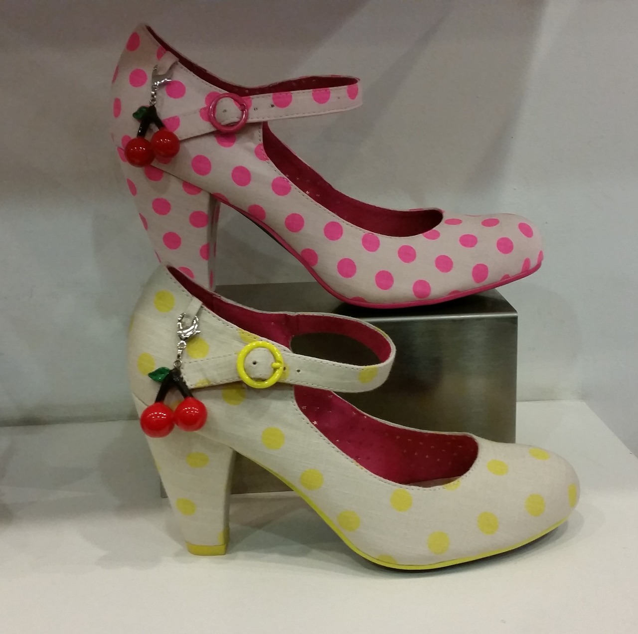 shoes cherry fashion free photo