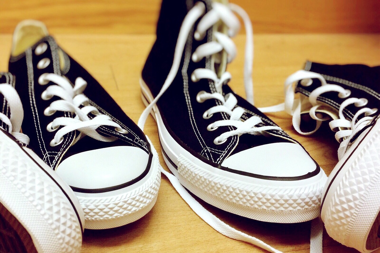 shoes converse chucks free photo