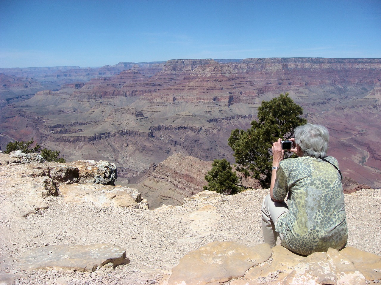 shooting grand canyon old woman free photo