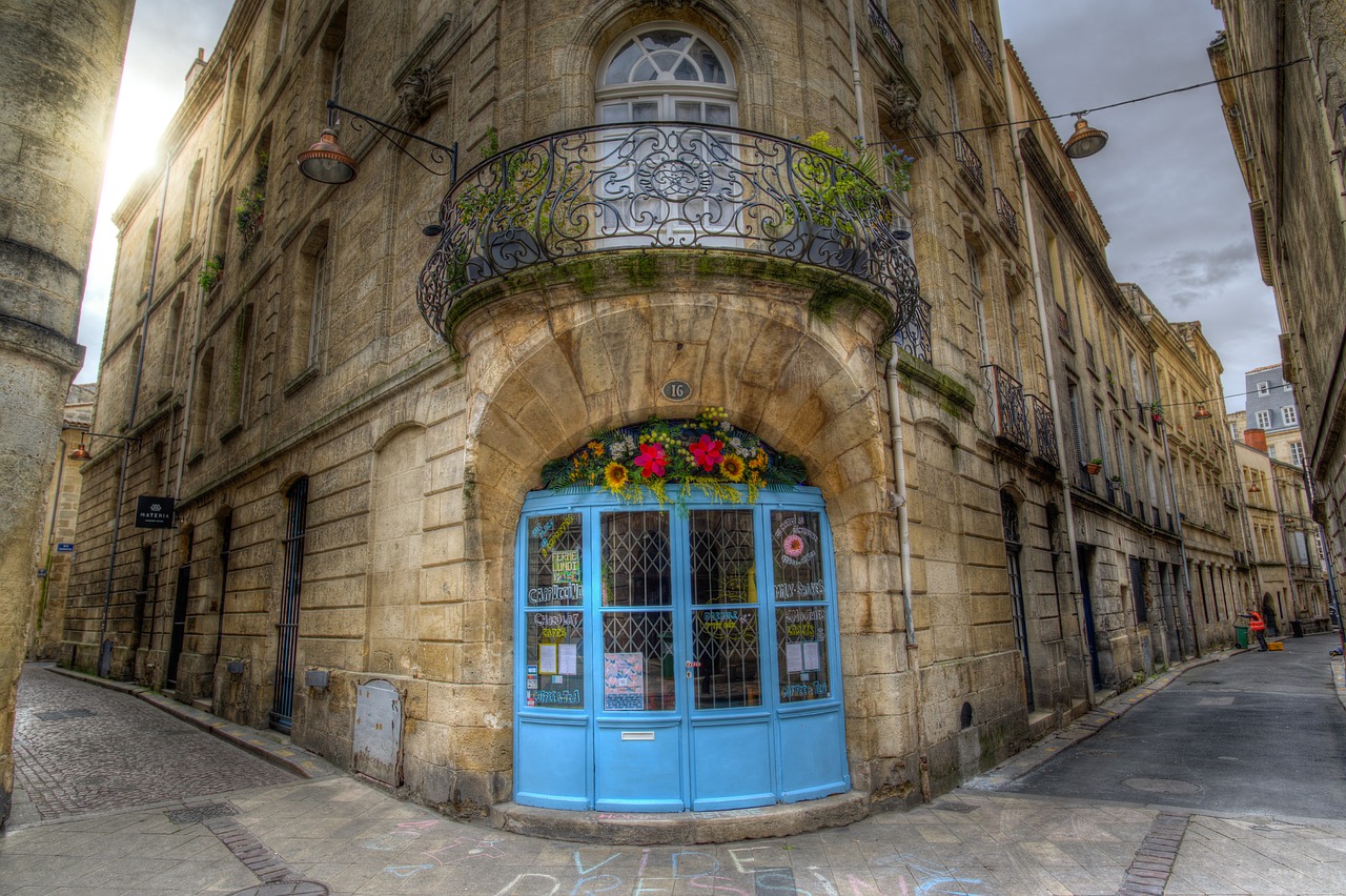 shop  france  medieval free photo