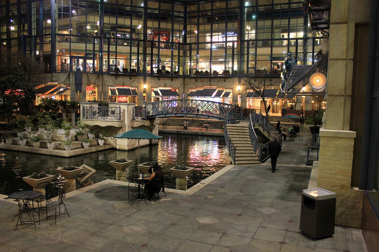 shopping mall mall usa free photo