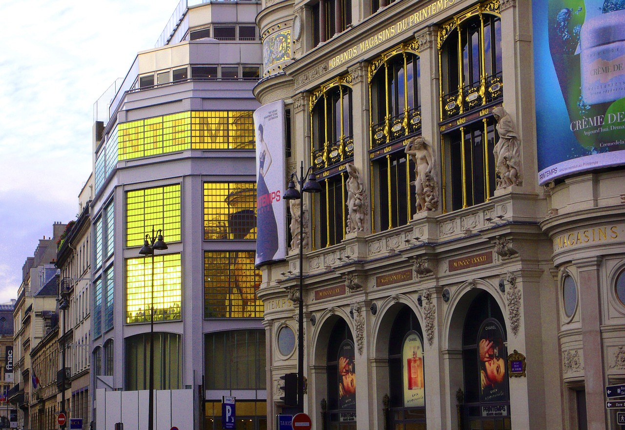 shops  paris  france free photo