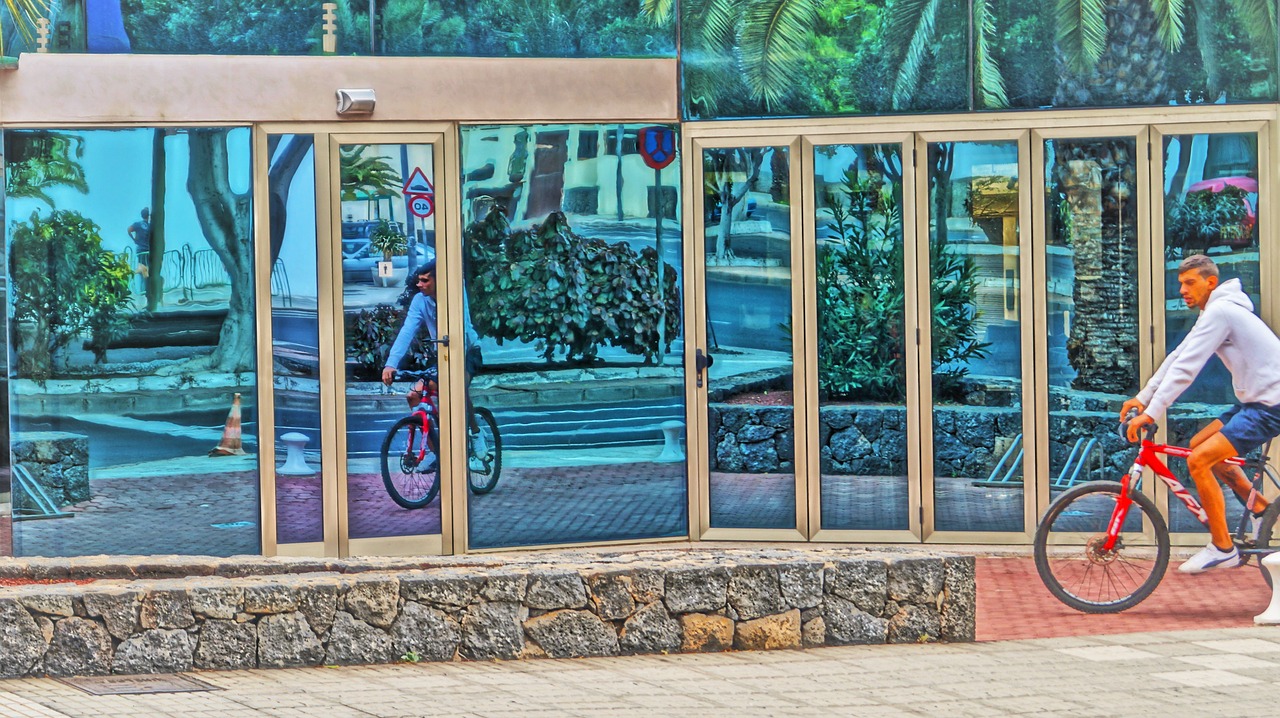 showcase bicycle reflections free photo