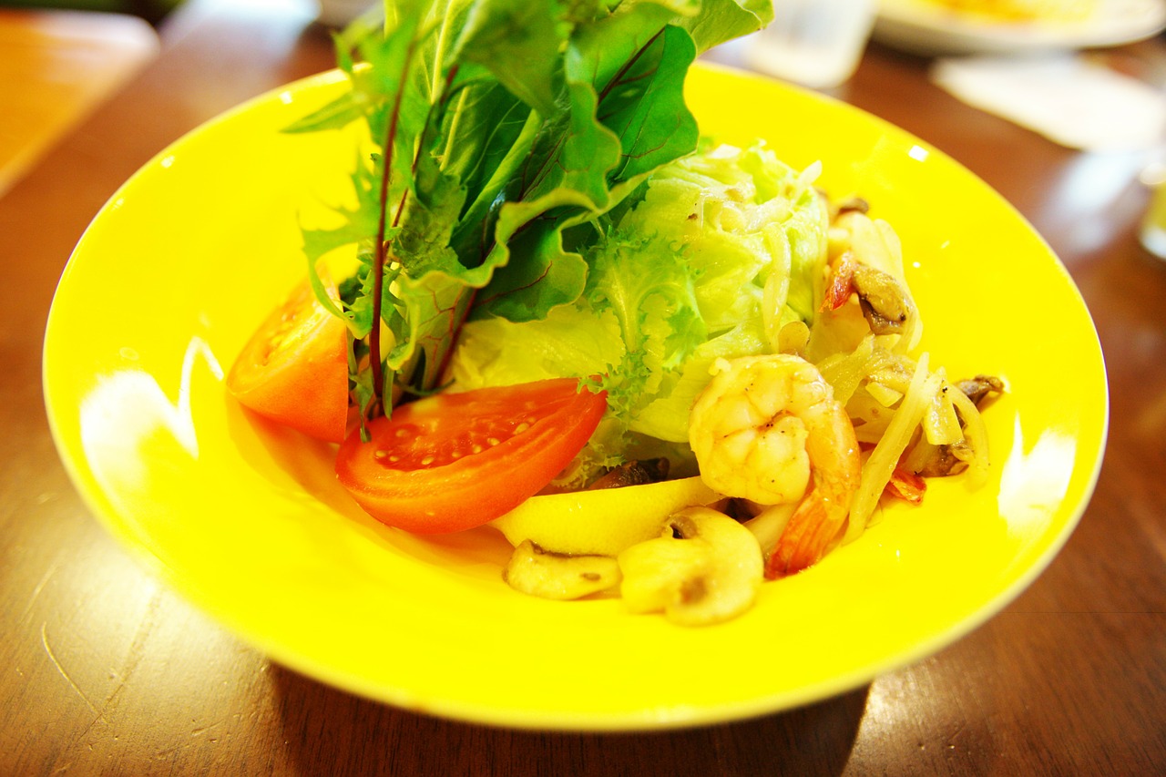 shrimp salad tomato free photo