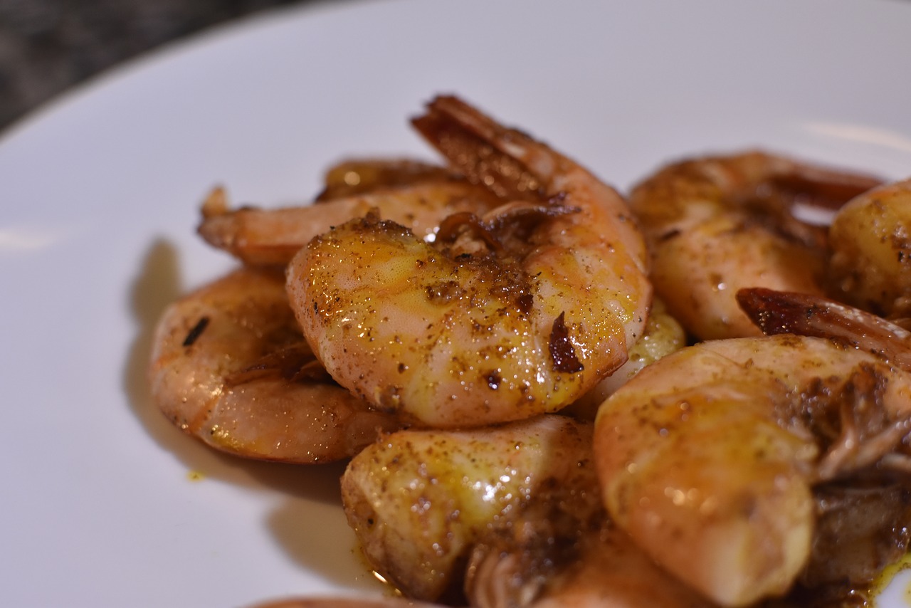 shrimp  seafood  butter free photo