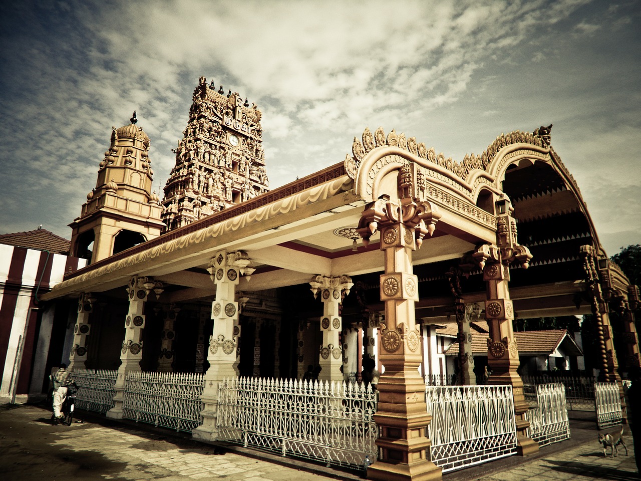 shrine ceylon sri lanka free photo